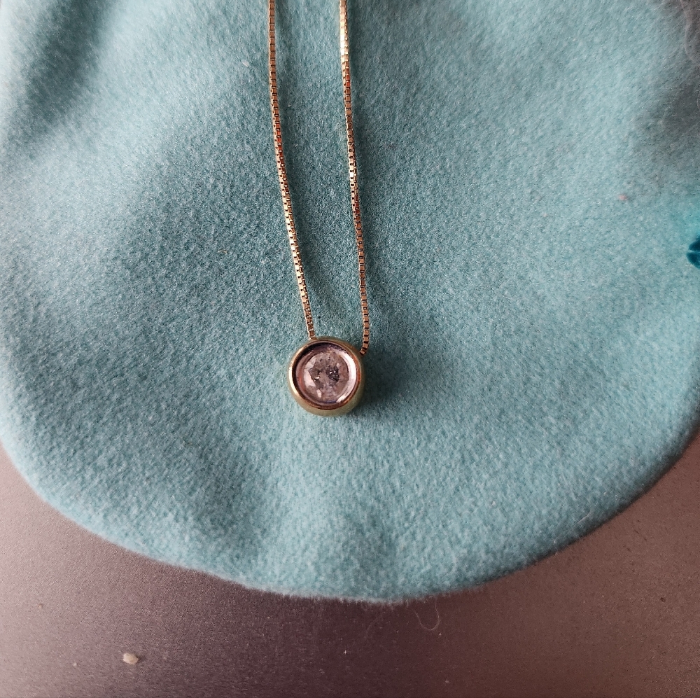20" Elegant Gold Pendant Necklace - Picture 2 of 2